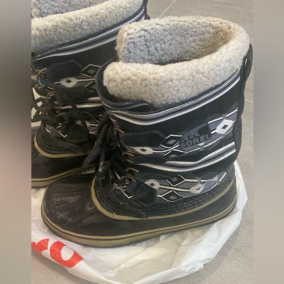 Sorel snow boots - Picture 3 of 6